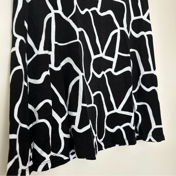 Ava Sky Swing T-shirt Top - Picture 6 of 11